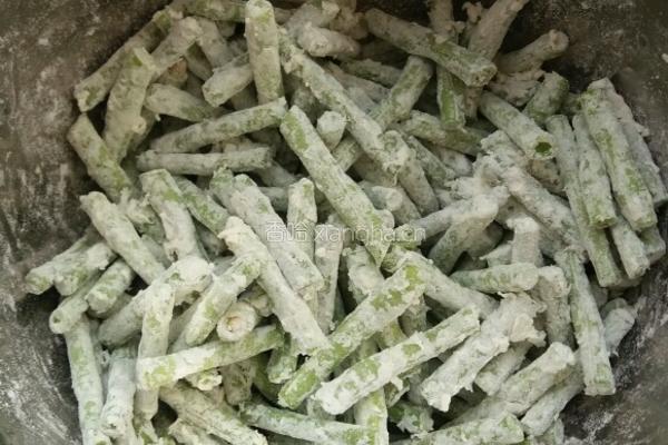 油炸豆角的做法图解3