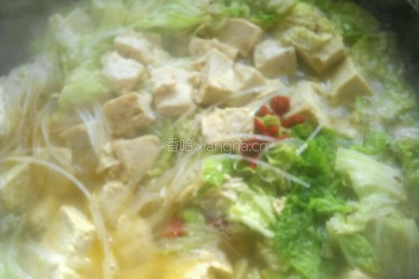 冻豆腐炖白菜粉的做法图解8