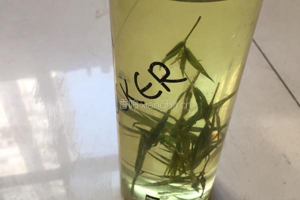 竹叶茶的做法图解3