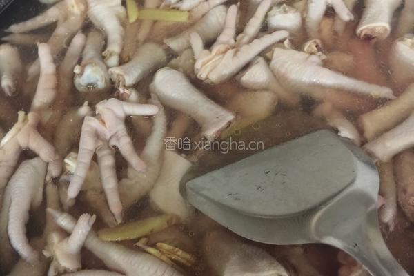 凉拌酸辣鸡脚的做法图解4