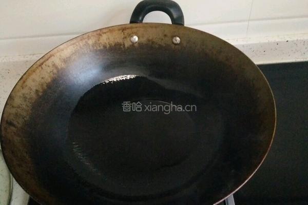 洋葱拌木耳的做法图解5