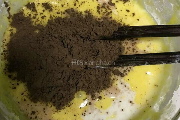 八寸可可戚风蛋糕的做法图解4