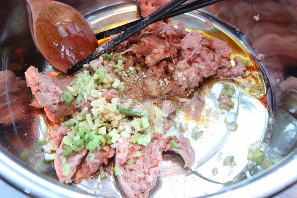 萝卜牛肉丸子汤的做法图解4