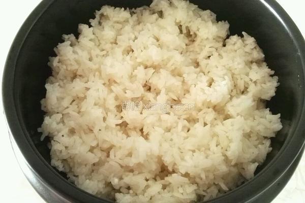腊肠石锅拌饭的做法图解8