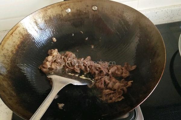 黑椒肥牛炒饭的做法图解3