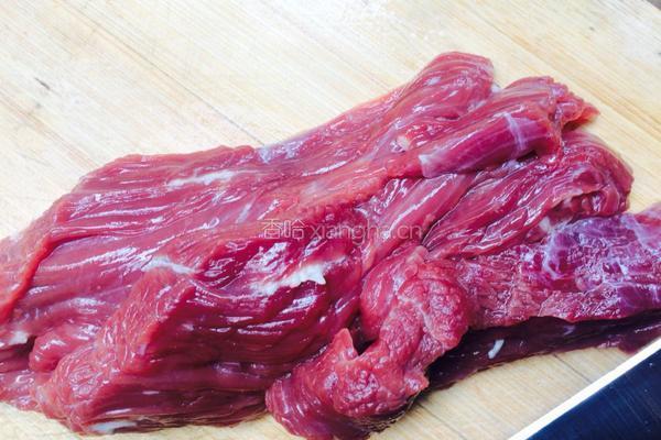 牛肉三文治的做法图解1