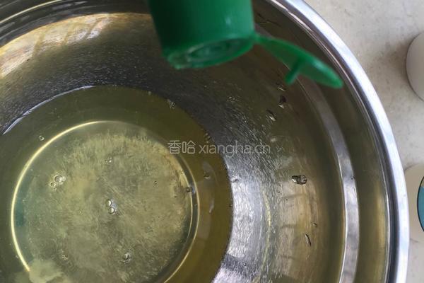 8寸戚风蛋糕的做法图解3