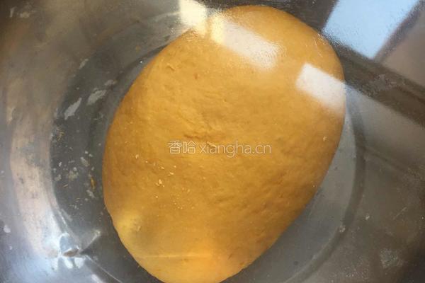 南瓜小猪紫薯包 的做法图解6