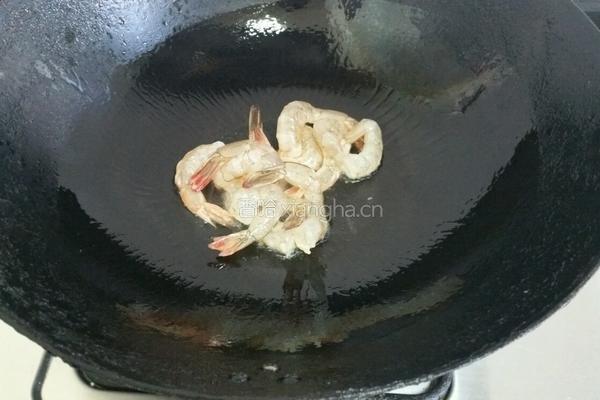 圣女果夹虾仁的做法图解7