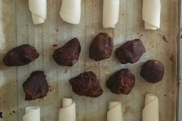 蛋黄酥的做法图解10