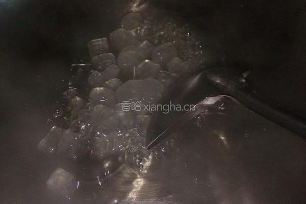 红枣枸杞雪梨醪糟汤的做法图解2