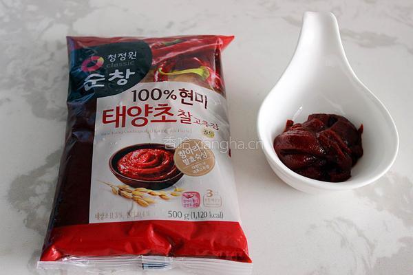 辣白菜炒打糕条的做法图解4