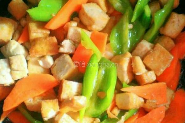 胡萝卜炒豆腐的做法图解7