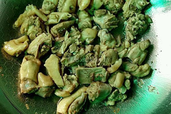 南檬酸菜鸭的做法图解4