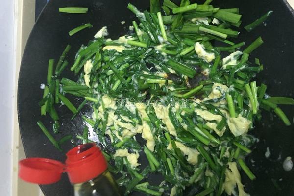 香煎韭菜炒鸡蛋的做法图解6