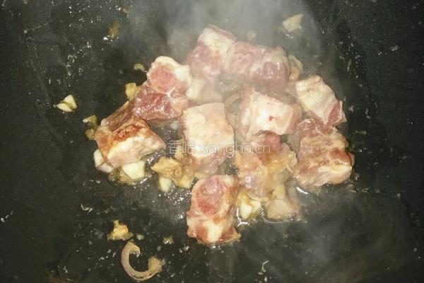 土豆焖排骨的做法图解4