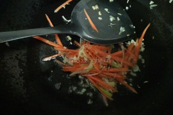 清炒莴笋丝的做法图解5