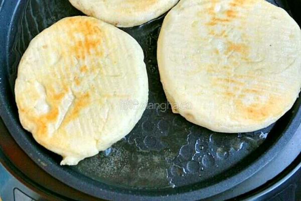 肉松椒盐发面饼的做法图解5