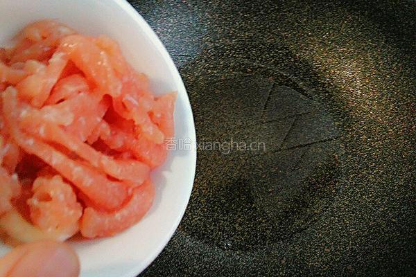 酸菜肉丝的做法图解2
