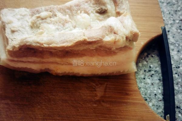 回锅肉的做法图解1