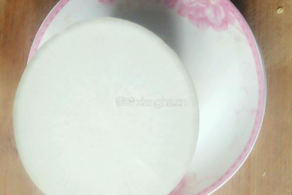油辣萝卜条的做法图解1
