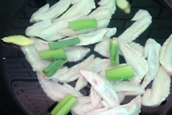 卤鸡翅尖的做法图解2