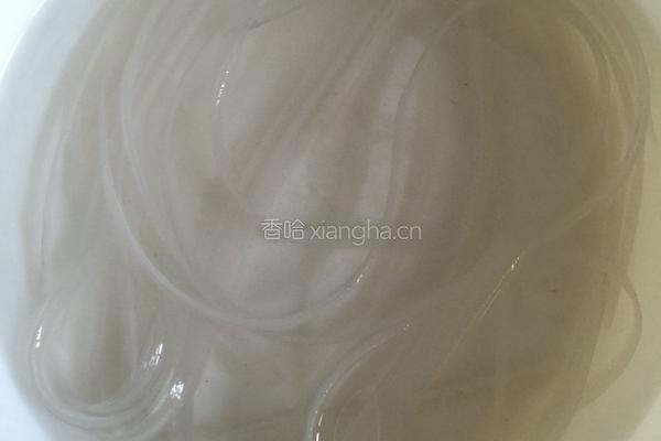 红烧肉炖白菜粉条的做法图解1