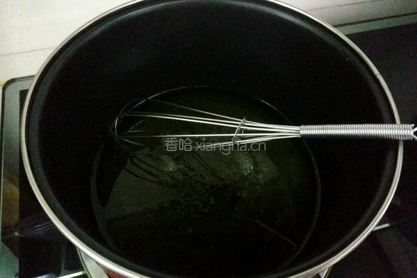 肉松沙拉卷的做法图解3