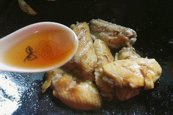 板栗烧鸡翅的做法图解12