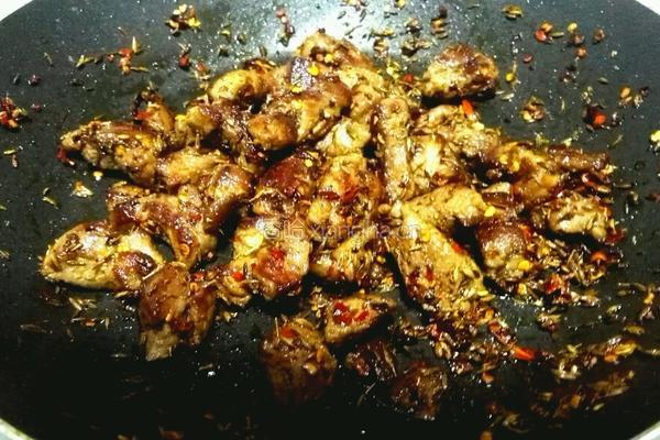 孜然羊肉的做法图解10