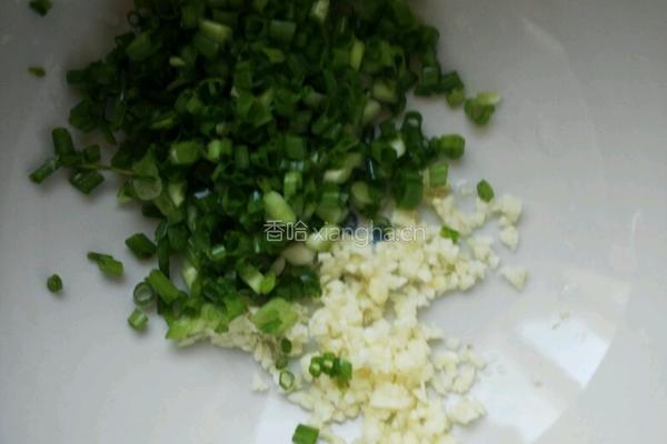 蚝油拌毛豆的做法图解4