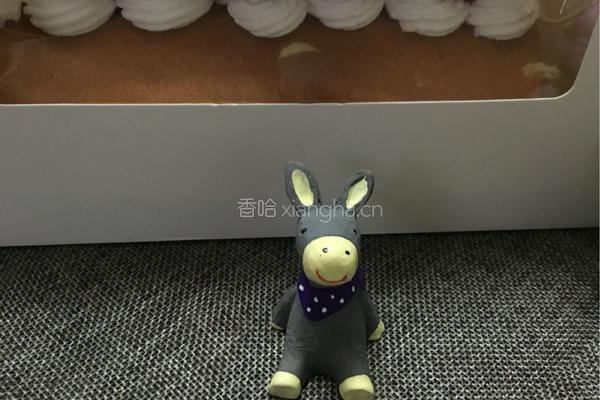 火龙果蛋糕卷的做法图解32