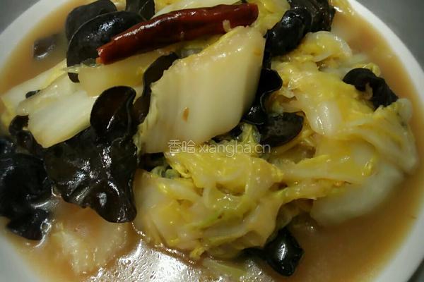 木耳炒白菜的做法图解7