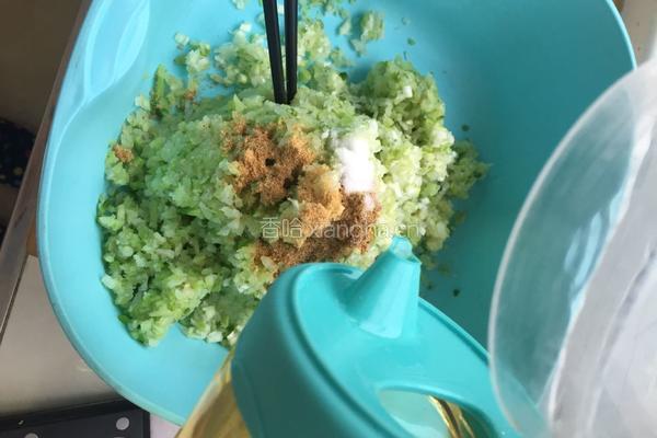 萝卜丝素馅饺子的做法图解8