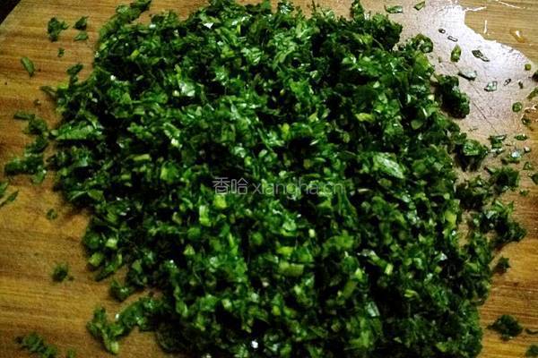 菠菜鸡肉丸子汤的做法图解2