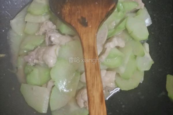 佛手瓜炒肉片的做法图解4