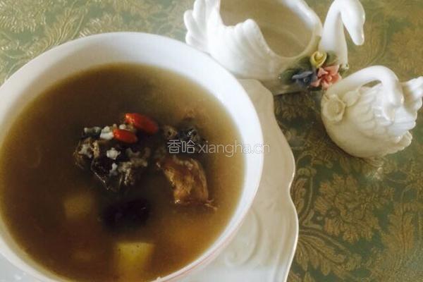 糯米山药乌鸡炖
