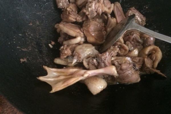 土豆焖鸭的做法图解6