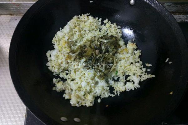 榨菜炒饭的做法图解4