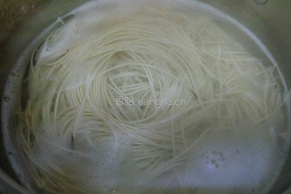 葱油拌面的做法图解4