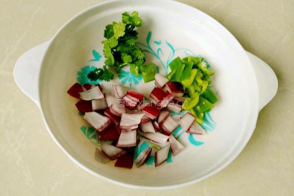油炒花生米的做法图解3