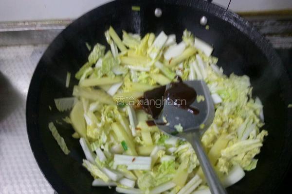 年糕土豆炖白菜的做法图解6