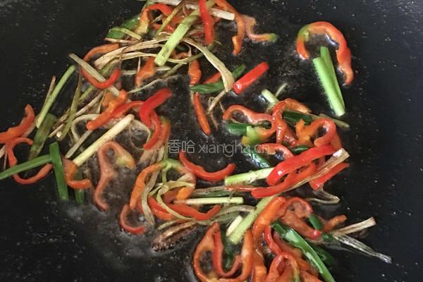 韭菜炒鸭血的做法图解6