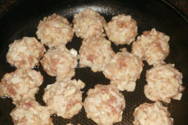 香煎肉丸的做法图解3