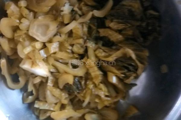酸菜炖冻豆腐的做法图解3