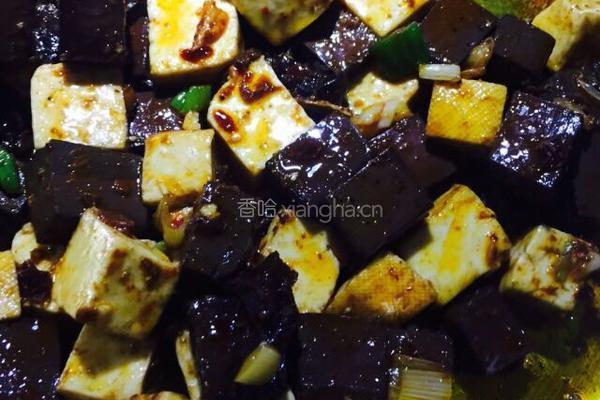 双味猪血豆腐的做法图解11