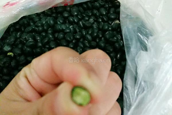 醋泡黑豆的做法图解2