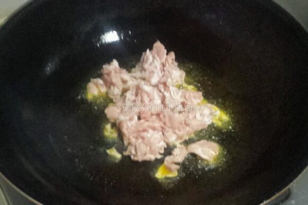 芹菜炒肉的做法图解3