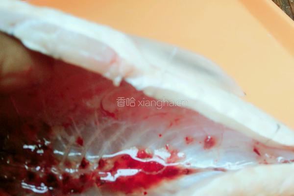 鸡蛋豆腐鲫鱼汤的做法图解7