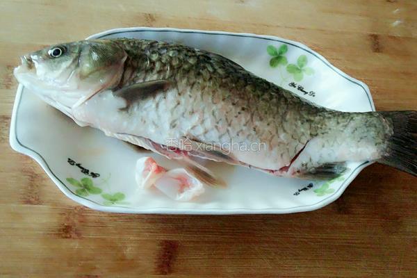 鸡蛋豆腐鲫鱼汤的做法图解8